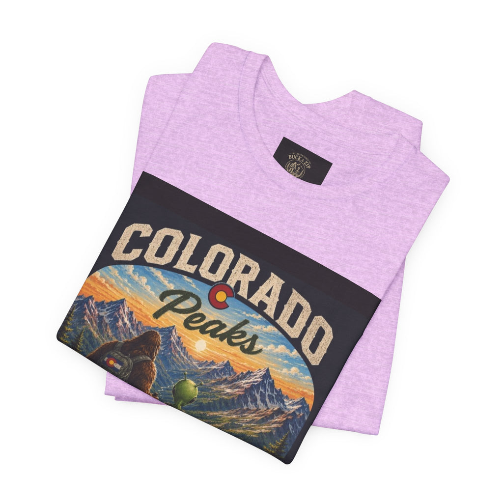 Colorado Peaks T‑Shirt — Retro Mountain Adventure Tee