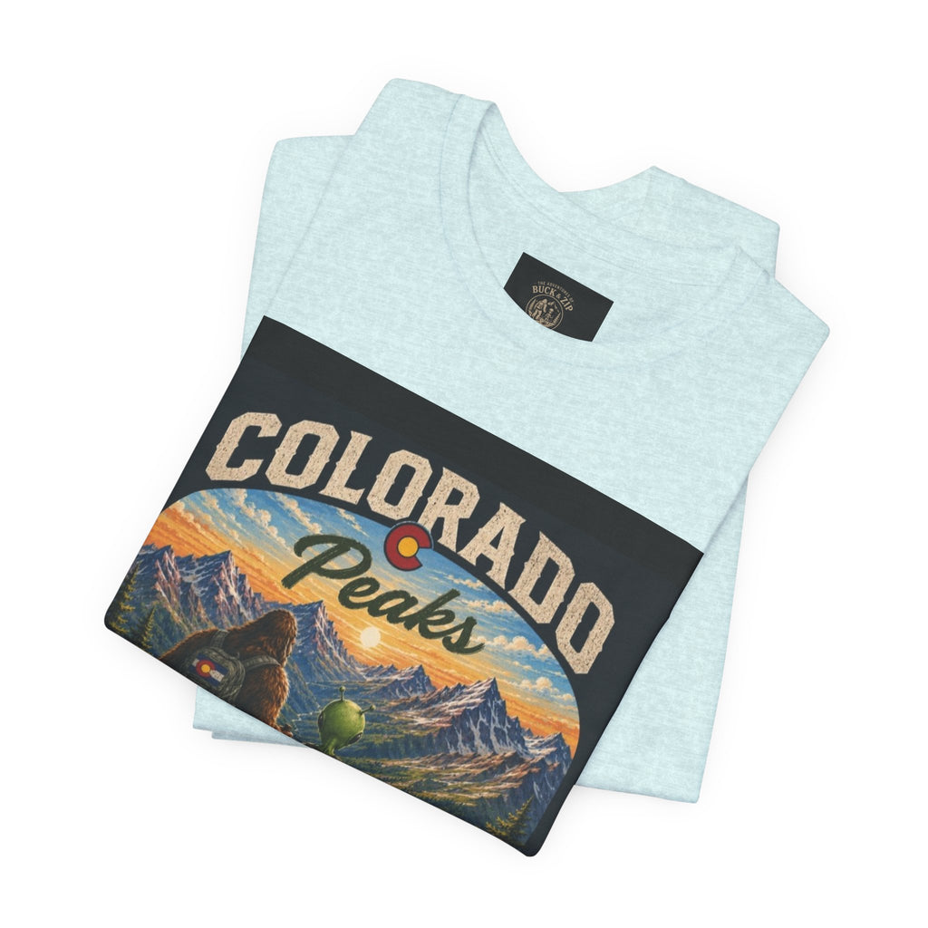 Colorado Peaks T‑Shirt — Retro Mountain Adventure Tee