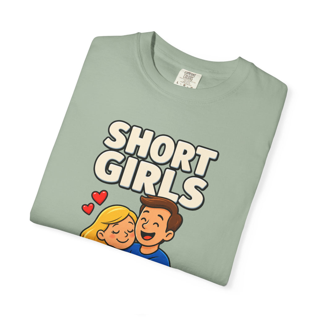 Short Girls Give Bear Hugs T-Shirt — Cute Retro Couple Hug Graphic Tee