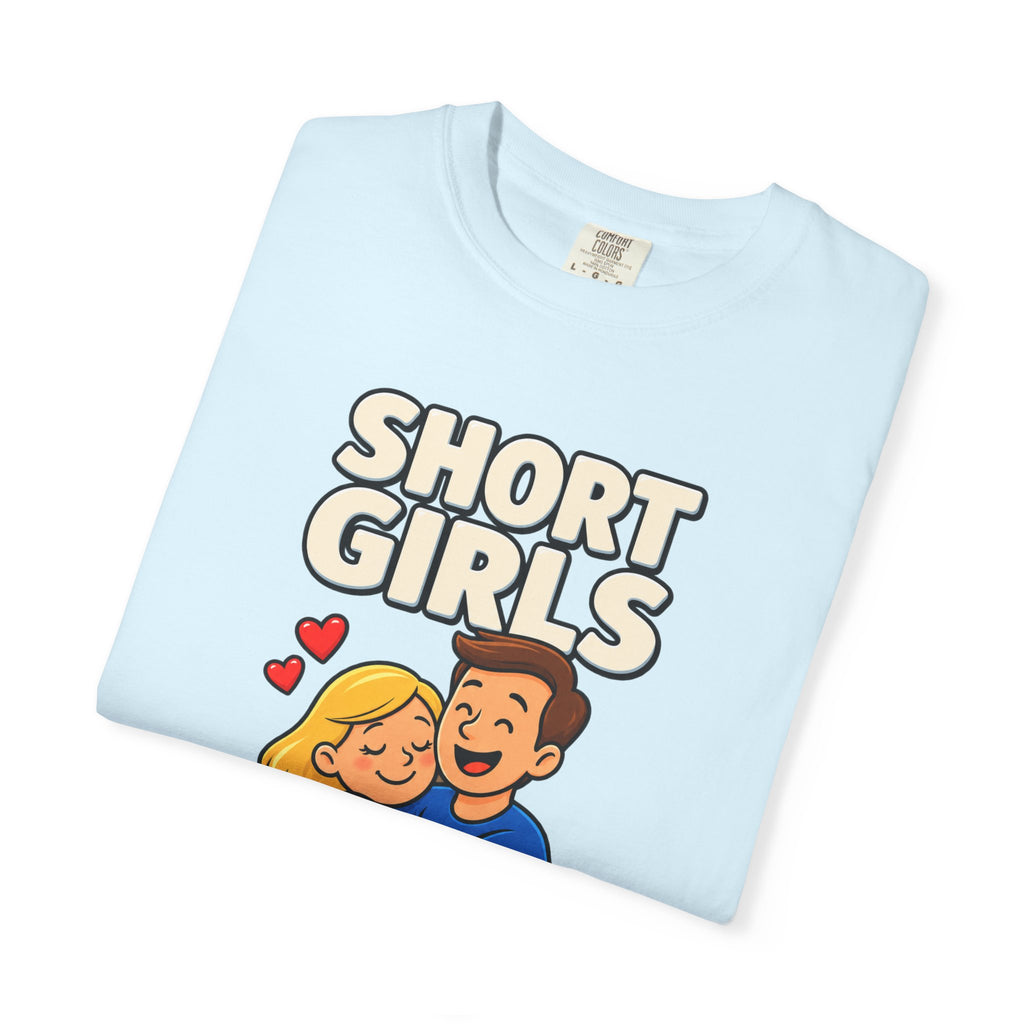 Short Girls Give Bear Hugs T-Shirt — Cute Retro Couple Hug Graphic Tee
